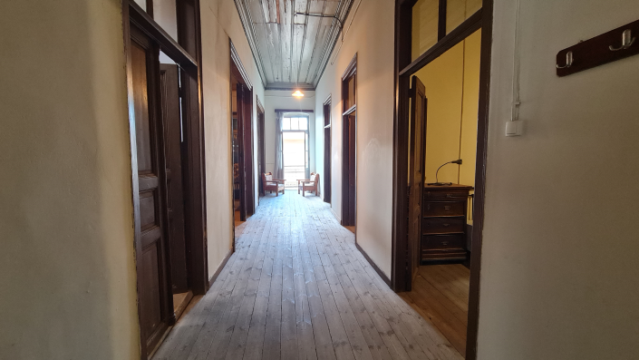 Image No.18-4 Bed Property for sale