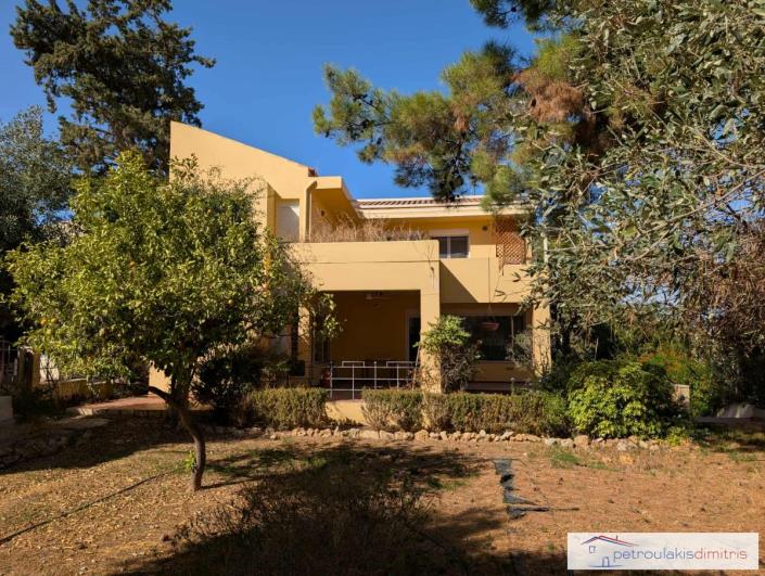 Image No.1-4 Bed Maisonette for sale