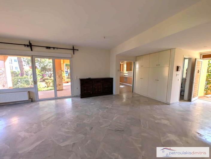 Image No.7-4 Bed Maisonette for sale