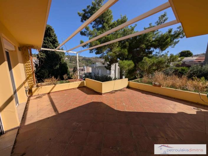 Image No.4-4 Bed Maisonette for sale