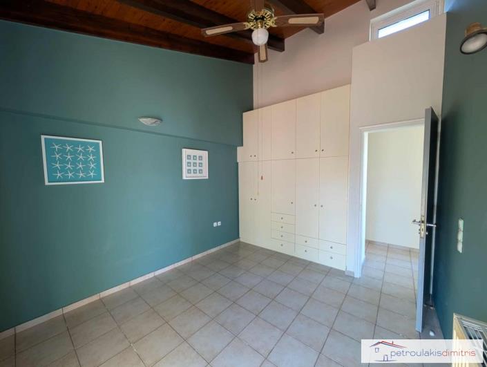 Image No.15-4 Bed Maisonette for sale