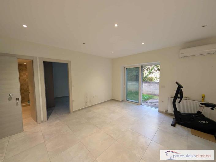 Image No.20-4 Bed Maisonette for sale