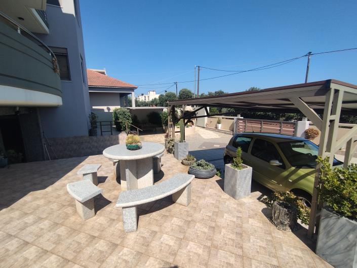 Image No.5-6 Bed Duplex for sale