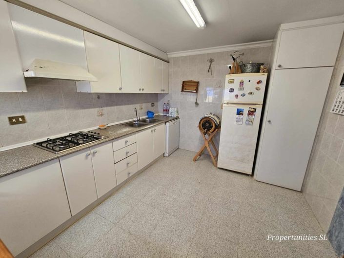 Image No.8-5 Bed Villa / Detached for sale