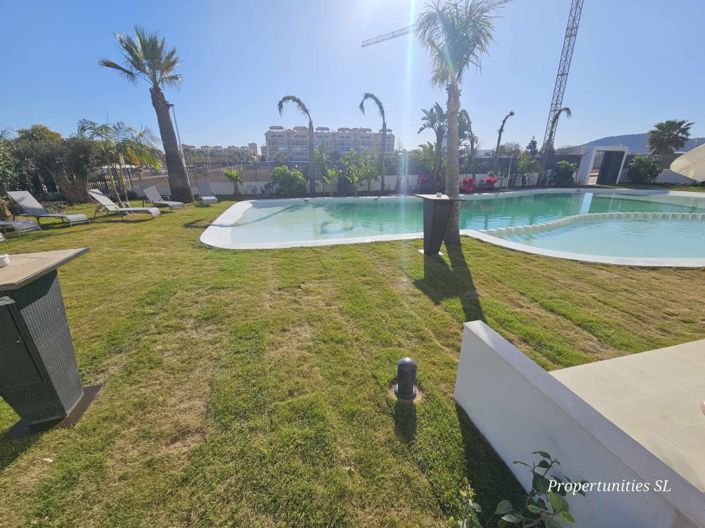 Image No.18-3 Bed Apartment for sale