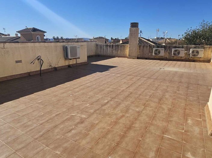 Image No.23-3 Bed Apartment for sale