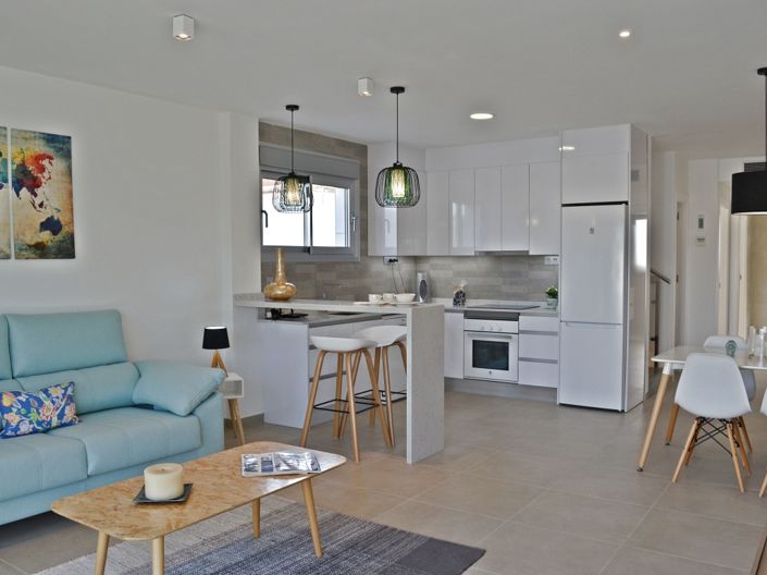 Image No.3-3 Bed Property for sale