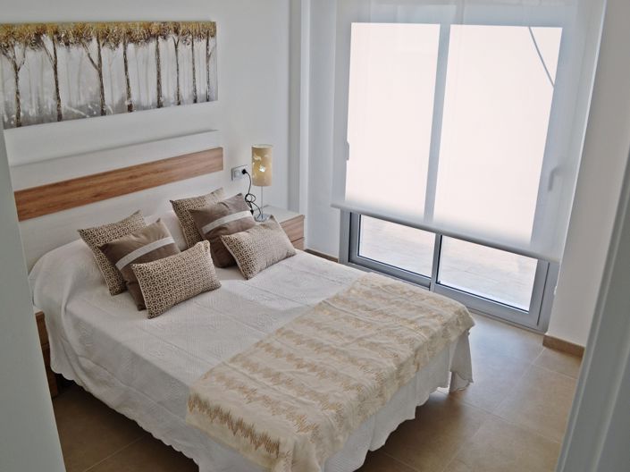 Image No.9-3 Bed Property for sale