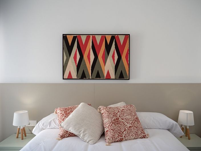 Image No.24-3 Bed Property for sale