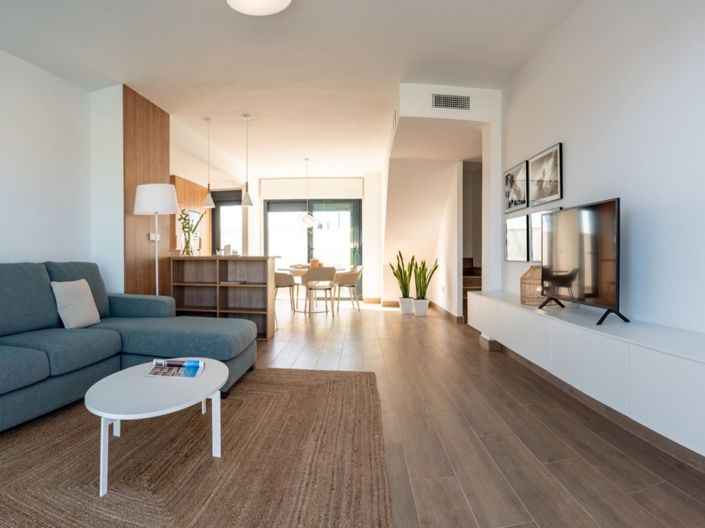 Image No.7-3 Bed Property for sale