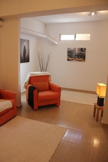 Image No.12-2 Bed Property for sale