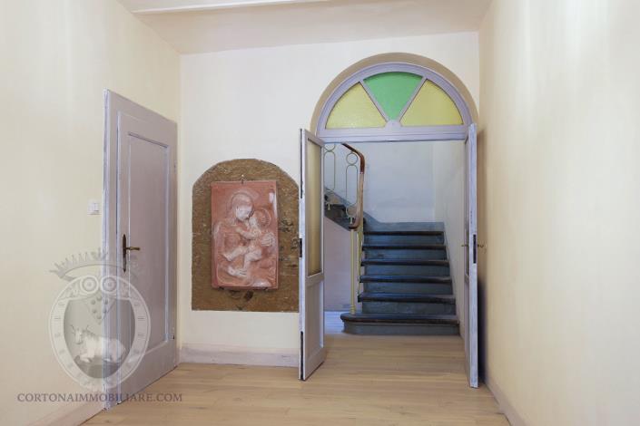 Image No.6-Maison de ville de 3 chambres à vendre à Cortona