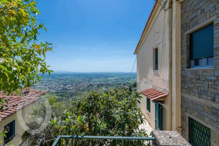 Image No.2-Appartement de 2 chambres à vendre à Cortona