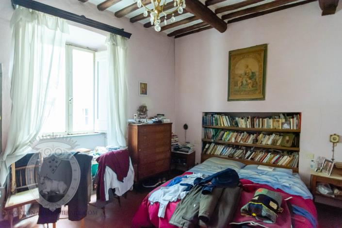 Image No.10-4 Bed Apartment for sale