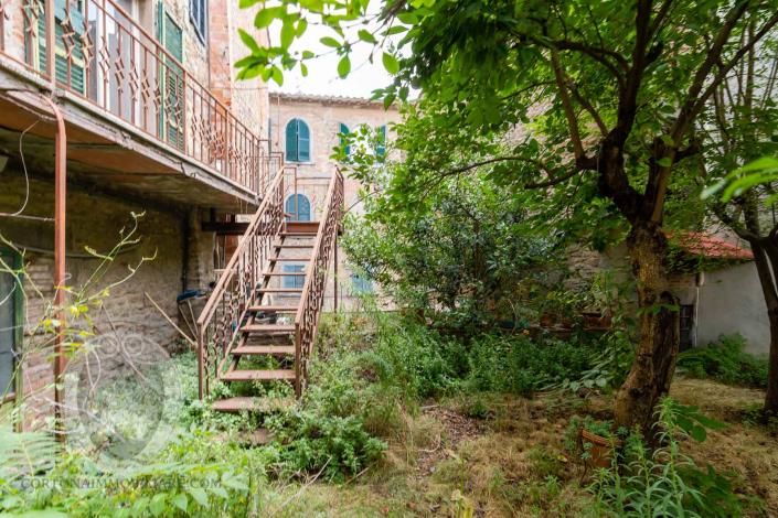 Image No.17-4 Bed Apartment for sale