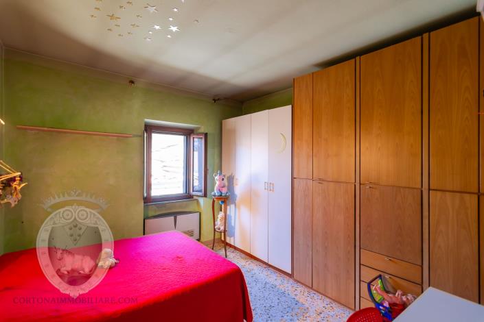 Image No.15-3 Bed Apartment for sale