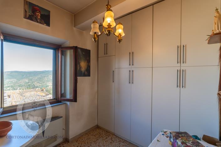 Image No.17-3 Bed Apartment for sale