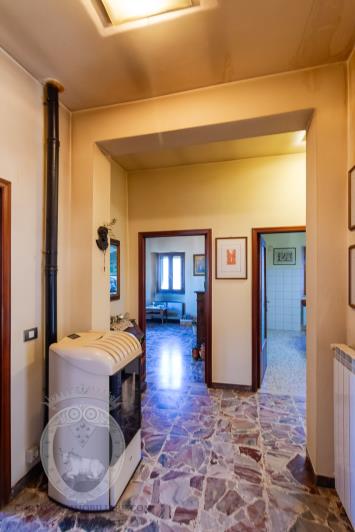 Image No.21-3 Bed Apartment for sale