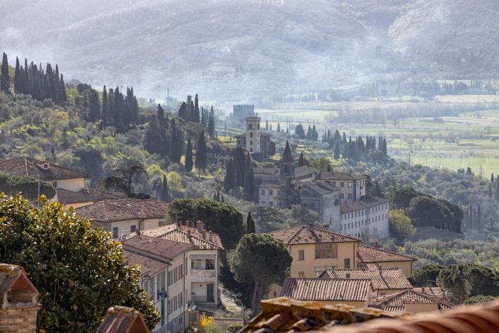 Image No.10-3 Bed Apartment for sale