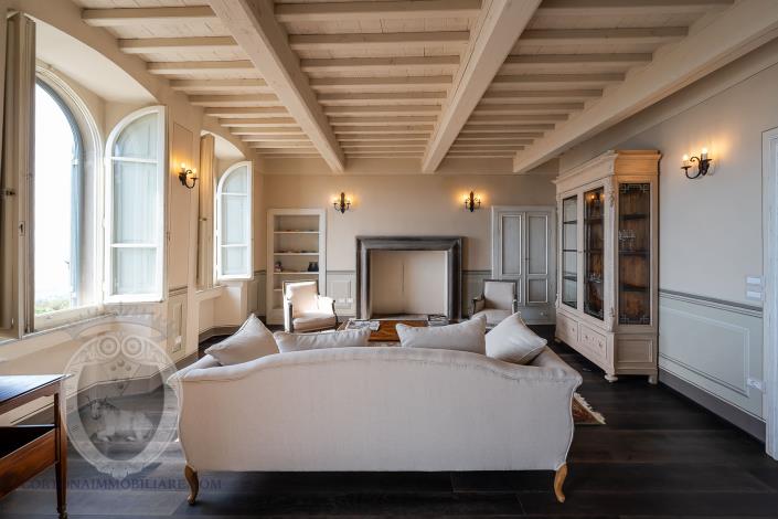 Image No.5-4 Bed Apartment for sale