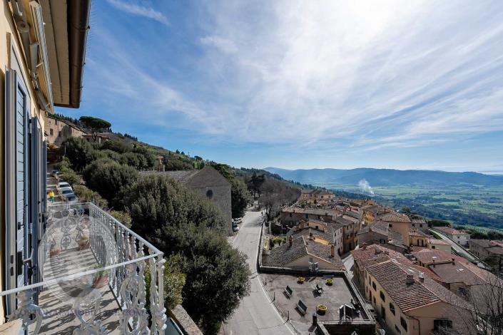 Image No.8-4 Bed Apartment for sale