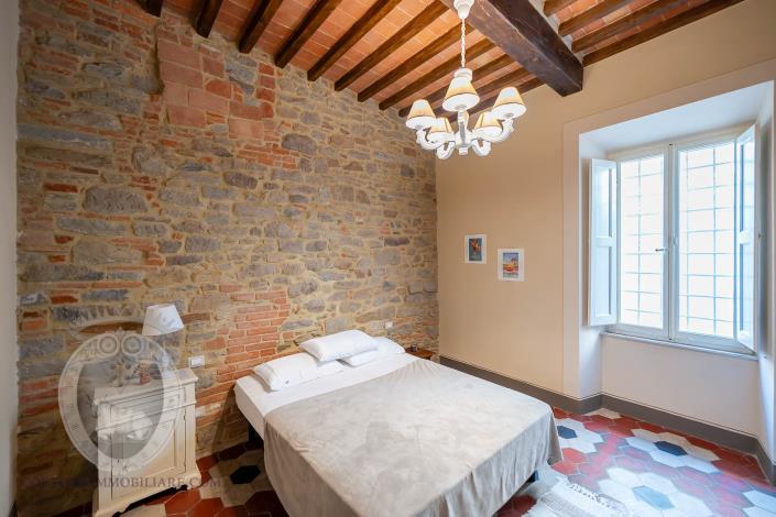 Image No.19-4 Bed Apartment for sale