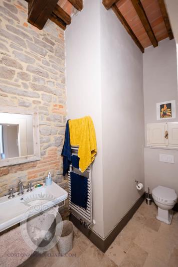 Image No.22-4 Bed Apartment for sale