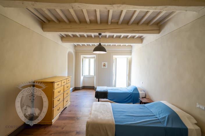 Image No.24-4 Bed Apartment for sale