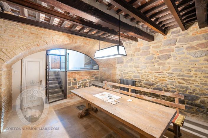 Image No.29-4 Bed Apartment for sale