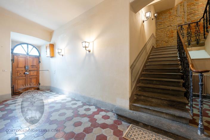 Image No.32-4 Bed Apartment for sale