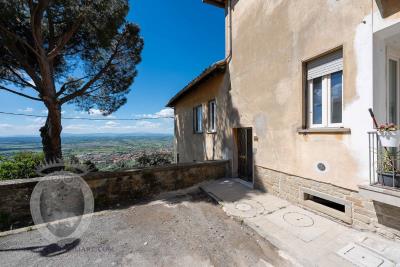 Appartement de 2 chambres à vendre à Cortona