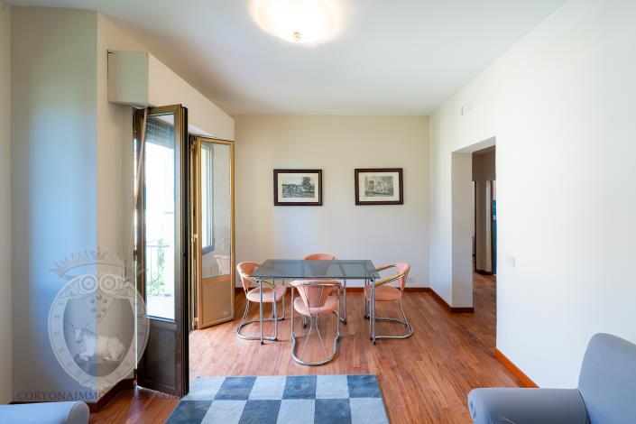 Image No.3-Appartement de 2 chambres à vendre à Cortona