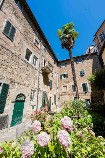 Image No.2-Appartement de 2 chambres à vendre à Cortona