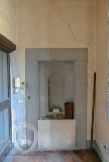 Image No.4-4 Bed Property for sale