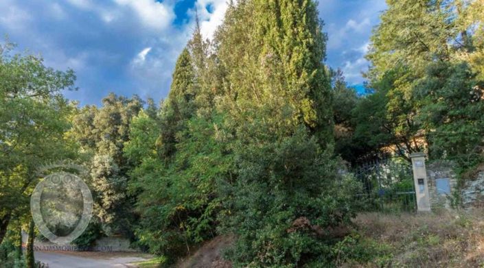 Image No.20-Propriété de 5 chambres à vendre à Cortona