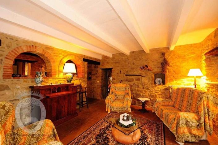 Image No.1-Propriété de 3 chambres à vendre à Cortona