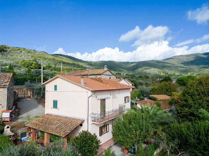 Image No.1-Propriété à vendre à Cortona