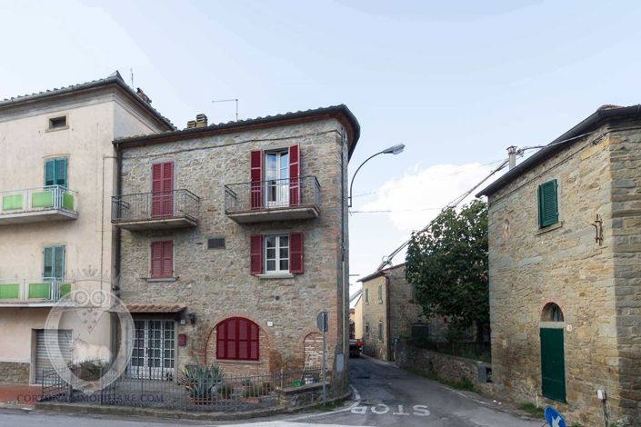 Image No.3-Propriété à vendre à Cortona