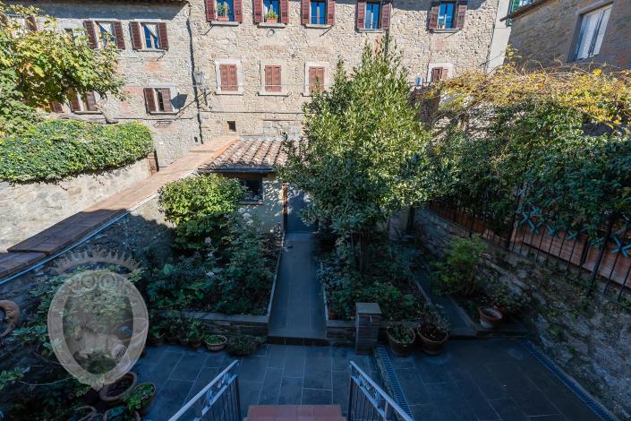 Image No.5-Maison de ville de 5 chambres à vendre à Cortona