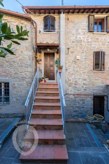 Image No.7-Maison de ville de 5 chambres à vendre à Cortona