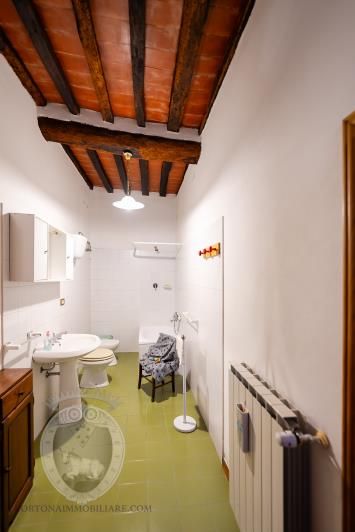 Image No.32-Maison de ville de 5 chambres à vendre à Cortona