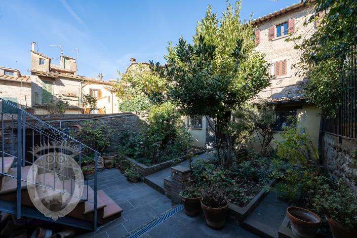 Image No.35-Maison de ville de 5 chambres à vendre à Cortona