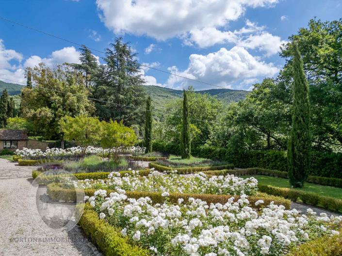Image No.49-Villa de 4 chambres à vendre à Cortona