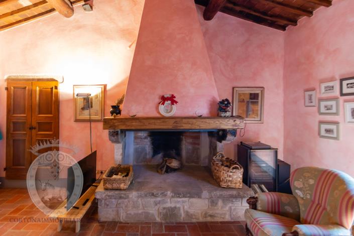 Image No.48-8 Bed Country House for sale