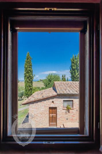 Image No.55-8 Bed Country House for sale