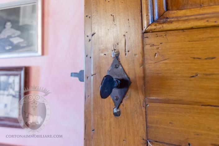 Image No.59-8 Bed Country House for sale