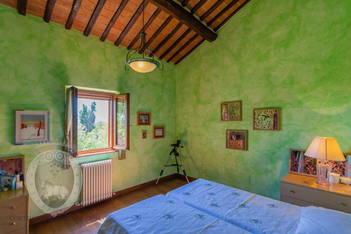 Image No.60-8 Bed Country House for sale