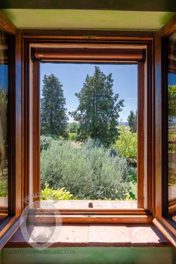 Image No.61-8 Bed Country House for sale