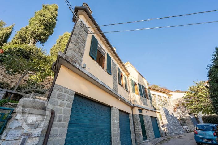 Image No.3-Propriété à vendre à Cortona