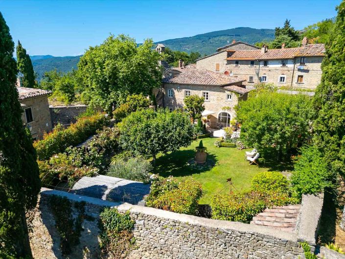 Image No.1-Propriété à vendre à Cortona